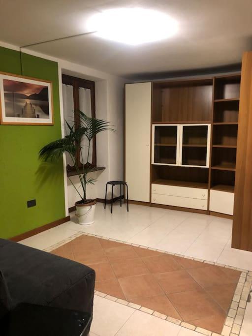 La Casa Di Rox Ad Aosta - Small Holiday Apartment In Central Aosta - Alloggio Ad Uso Turistico - Vda - Aosta - N 0304 エクステリア 写真