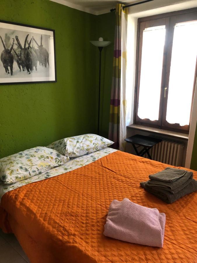La Casa Di Rox Ad Aosta - Small Holiday Apartment In Central Aosta - Alloggio Ad Uso Turistico - Vda - Aosta - N 0304 エクステリア 写真